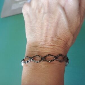 Elegant Vintage Sterling Silver Marquasite Bracelet